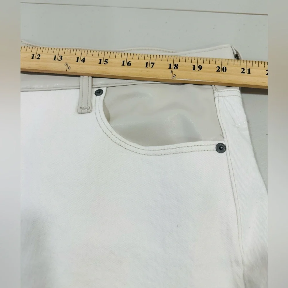 Abercrombie&Fitch Womens 35/20 HighRise Dad Short Faux Leather Waist Curve Love